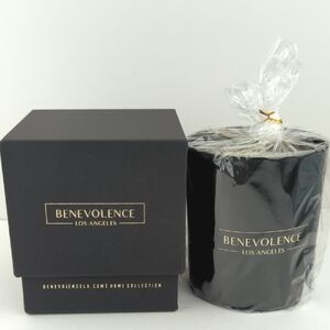 Benevolence Rose & Sandalwood Soy Candle 8oz./220g New In Box